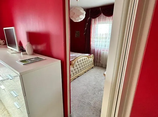 Palace Of The Parliament View,old City,waterfall Апартаменти *