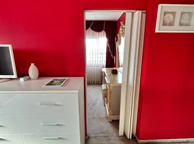 Palace Of The Parliament View,old City,waterfall Bukarest