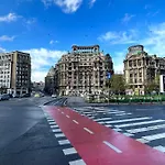 Palace Of The Parliament View,old City,waterfall * ブカレスト
