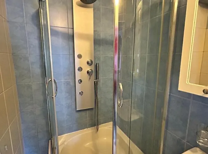 Apartamento Palace Of The Parliament View,old City,waterfall Bucareste